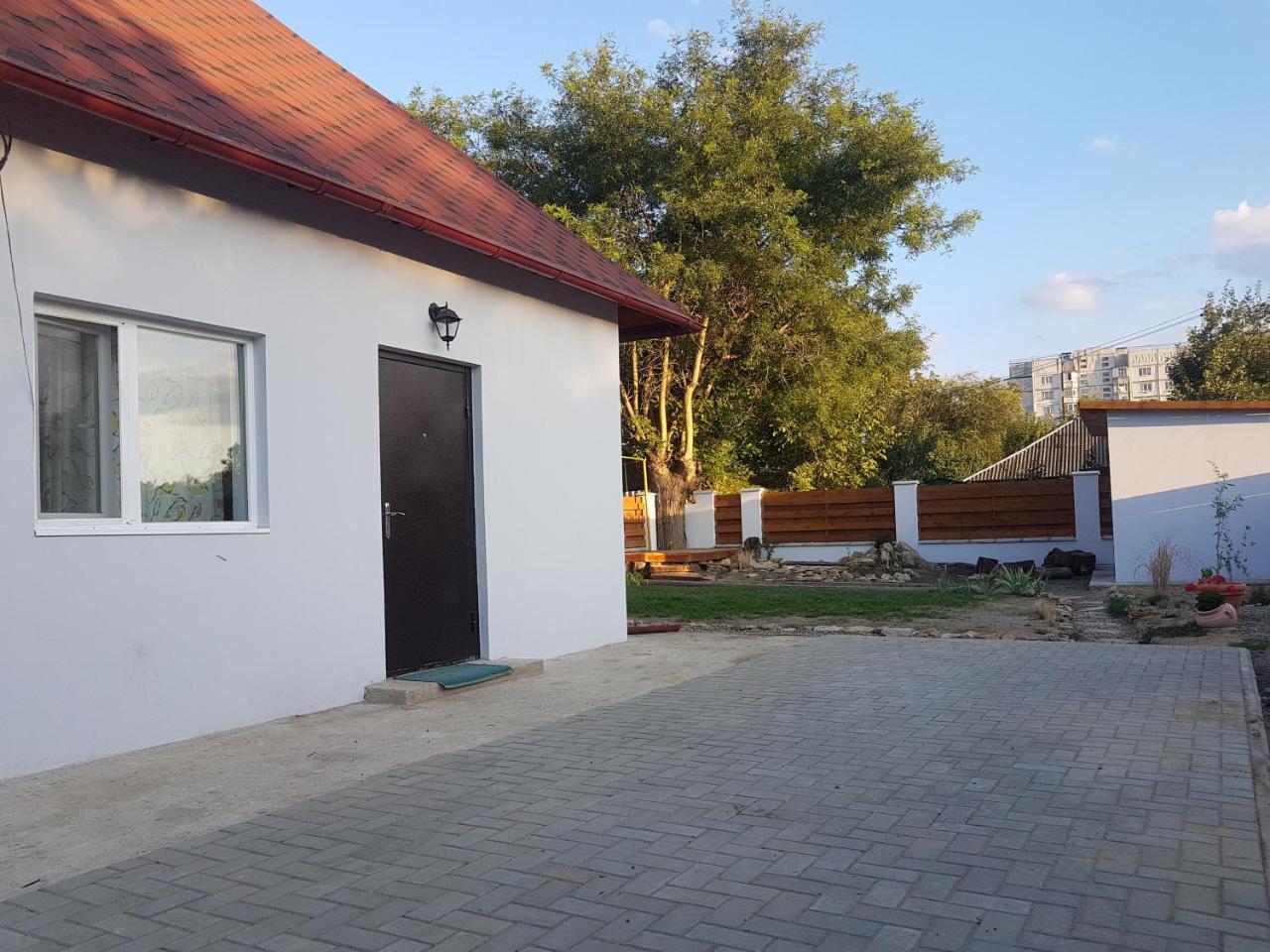 Ethnic House In Town Center Villa Cahul Luaran gambar