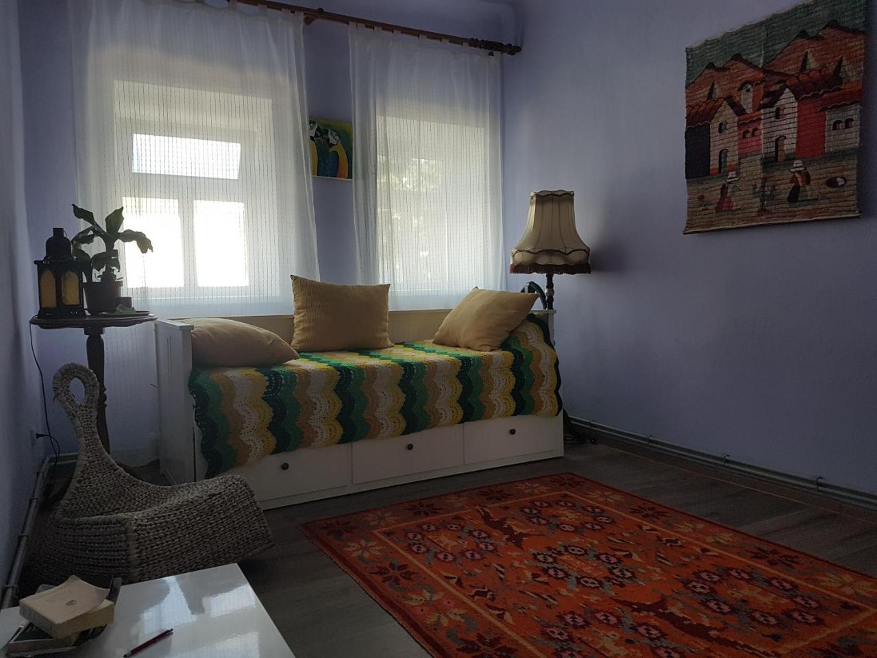 Ethnic House In Town Center Villa Cahul Luaran gambar